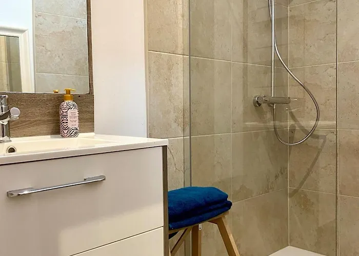 Center Terrasse Alphonse Ντιζόν